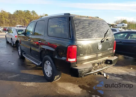 2002 Cadillac Escalade Standard z USA, uszkodzony, nr VIN 1GYEK63N22R132146
